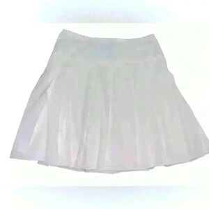 Bcbg Maxazria White Skirt Size 10 Flowy